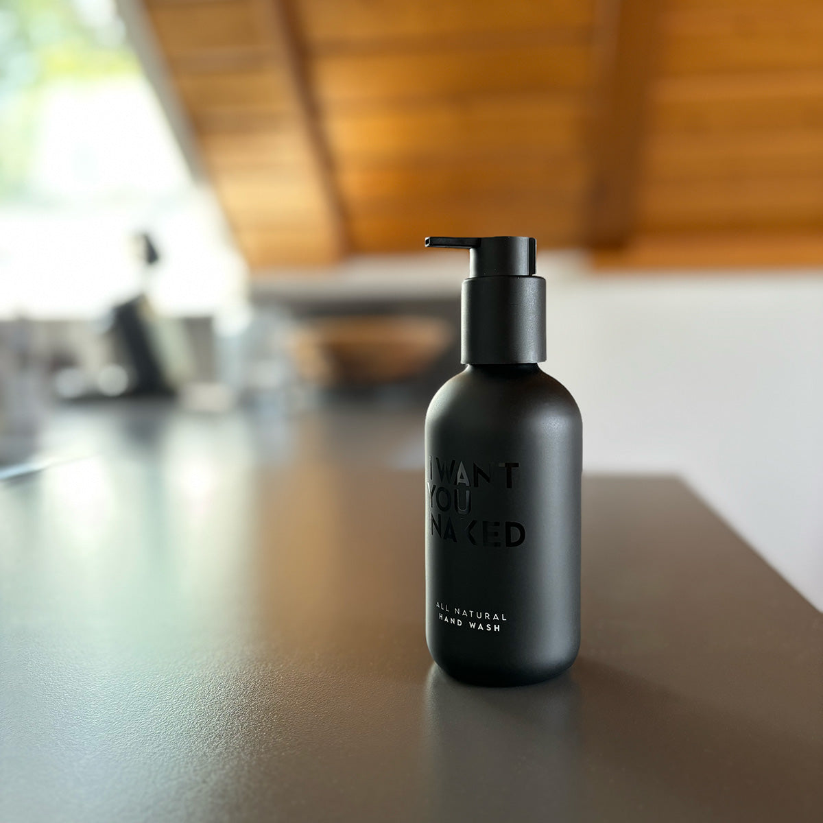 Hand Wash 'Coco Glow' black
